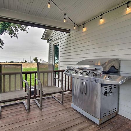 Countryside Cottage With Large Yard Near Topeka Silver Lake Exterior photo