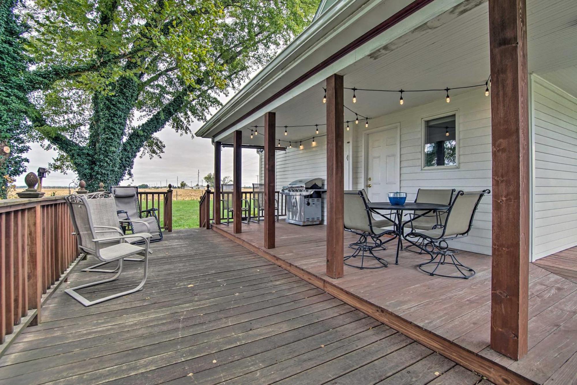 Countryside Cottage With Large Yard Near Topeka Silver Lake Exterior photo